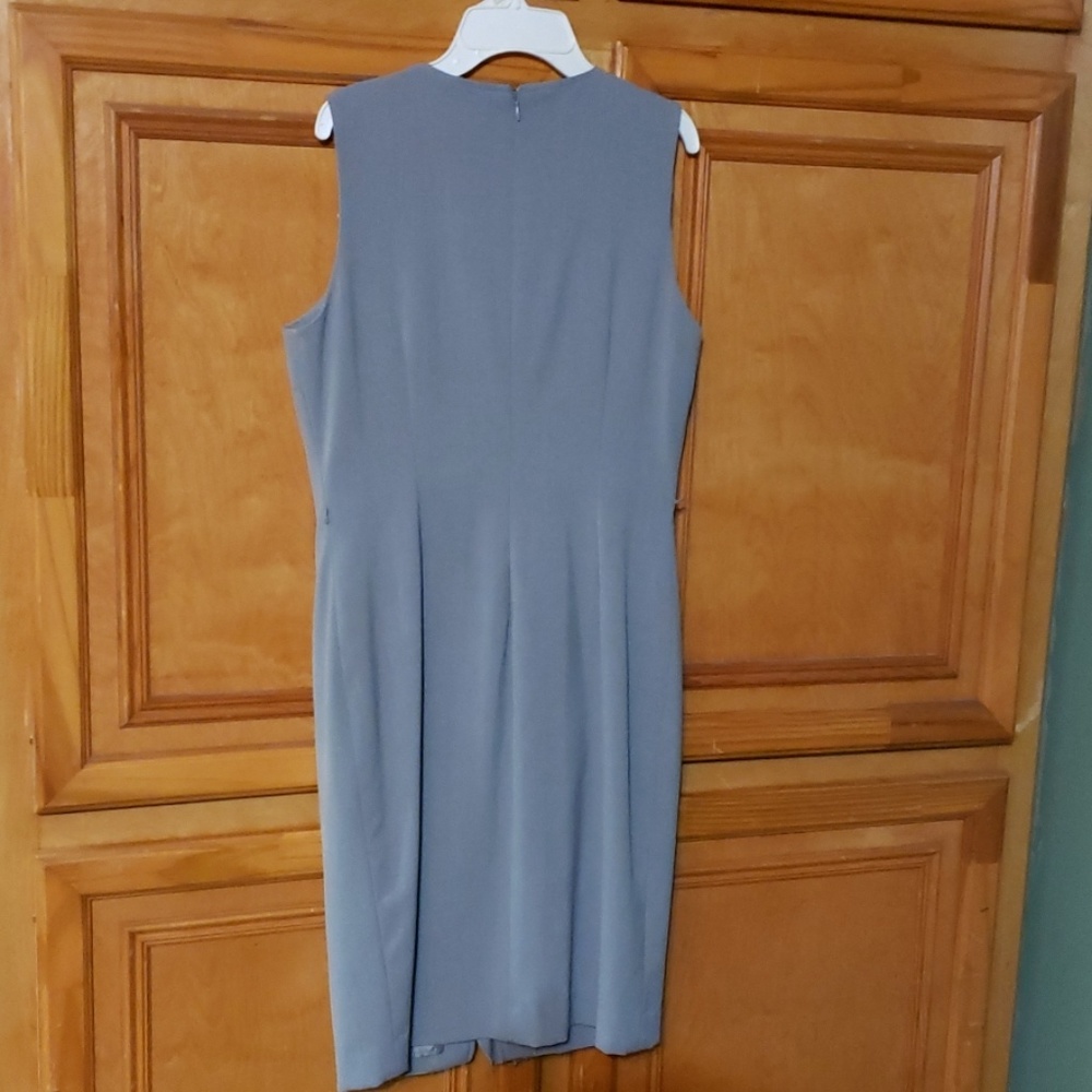 Calvin Klein knee length dress - Picture 2 of 2
